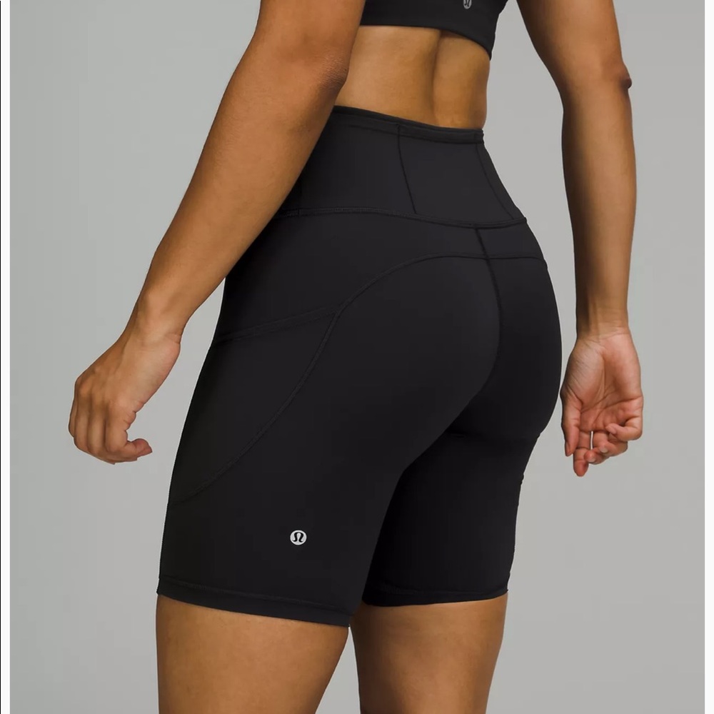 Fast and Free HR Short 8”